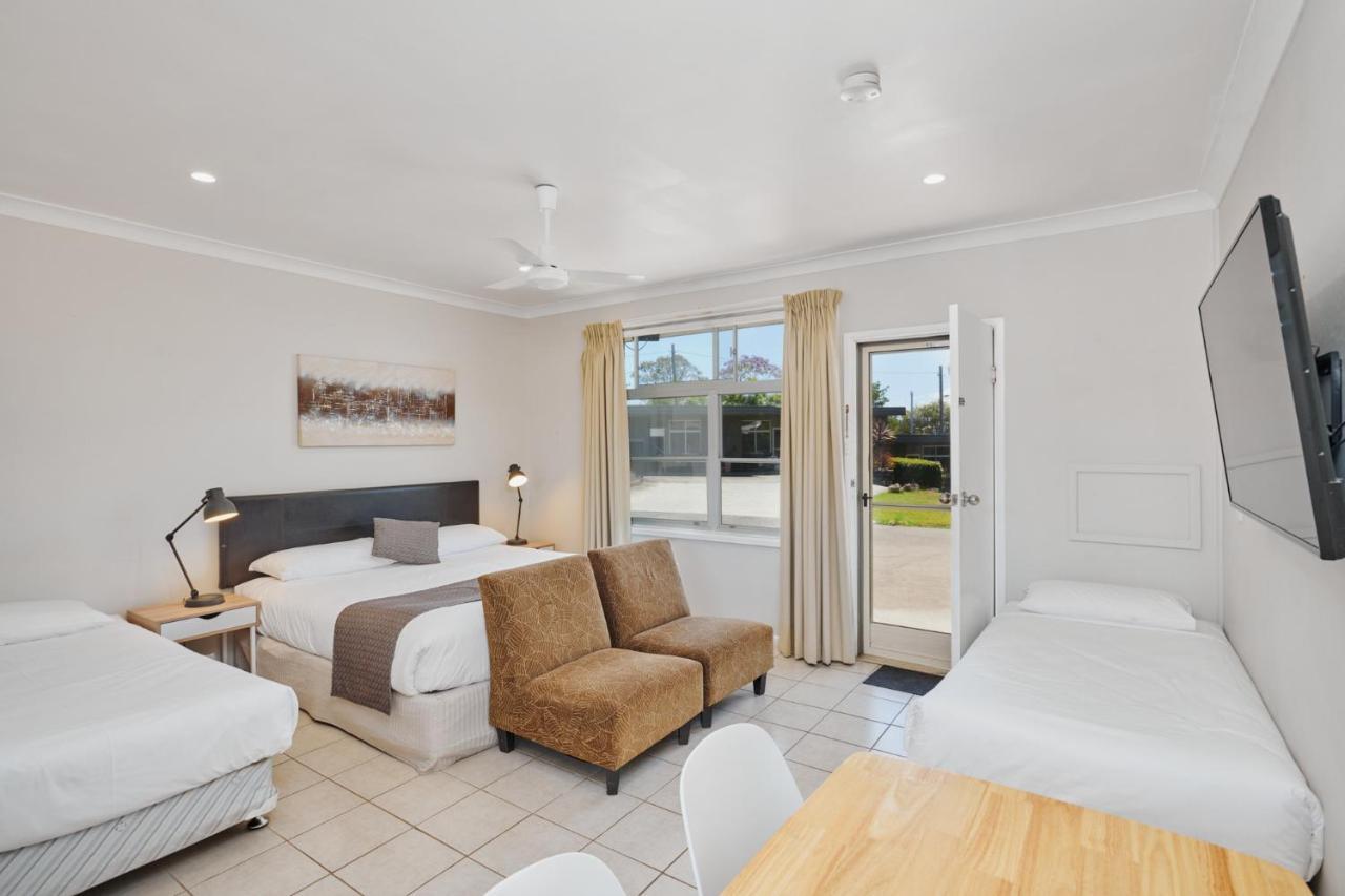 Wingham Motel Buitenkant foto