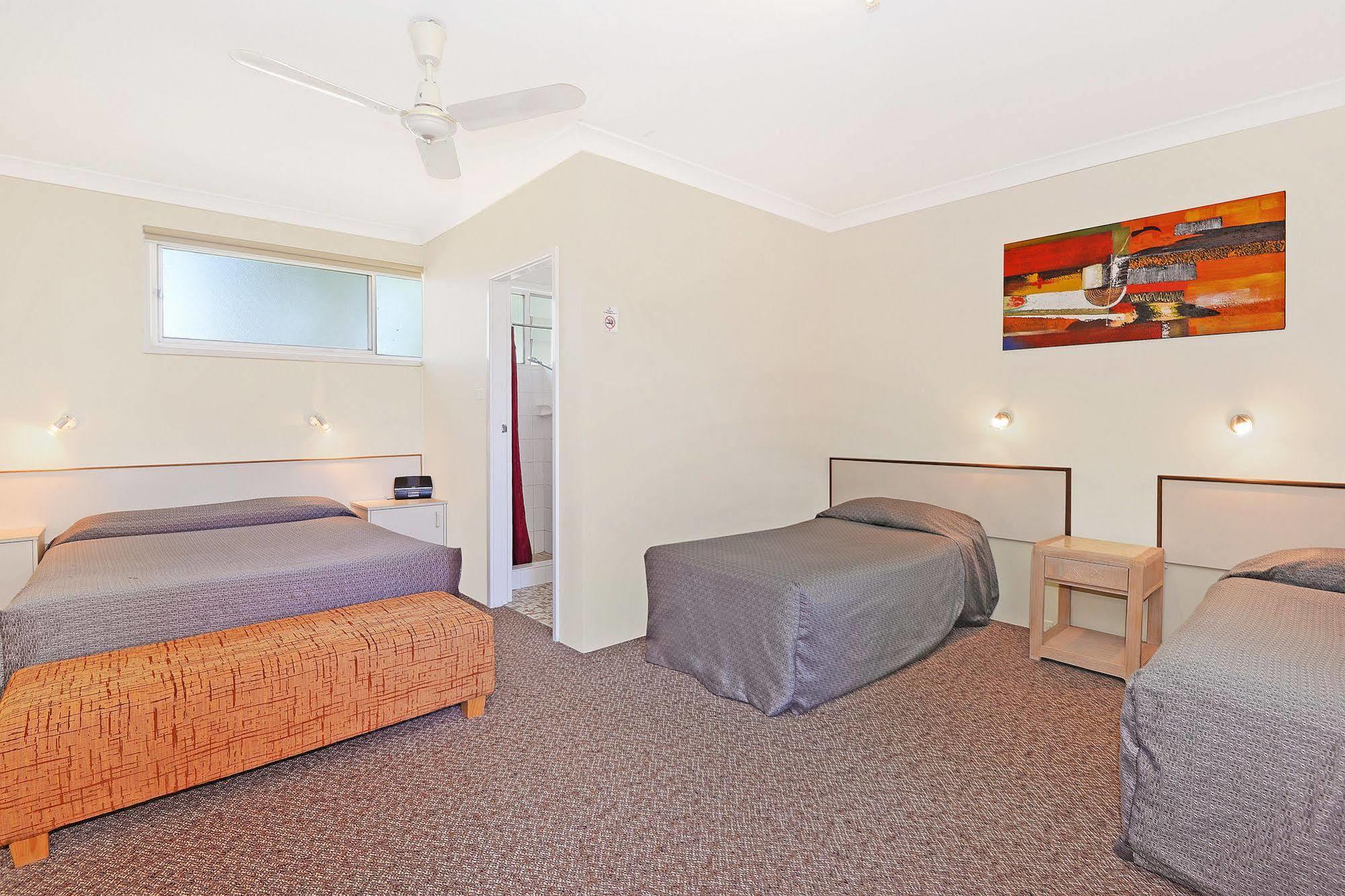 Wingham Motel Buitenkant foto