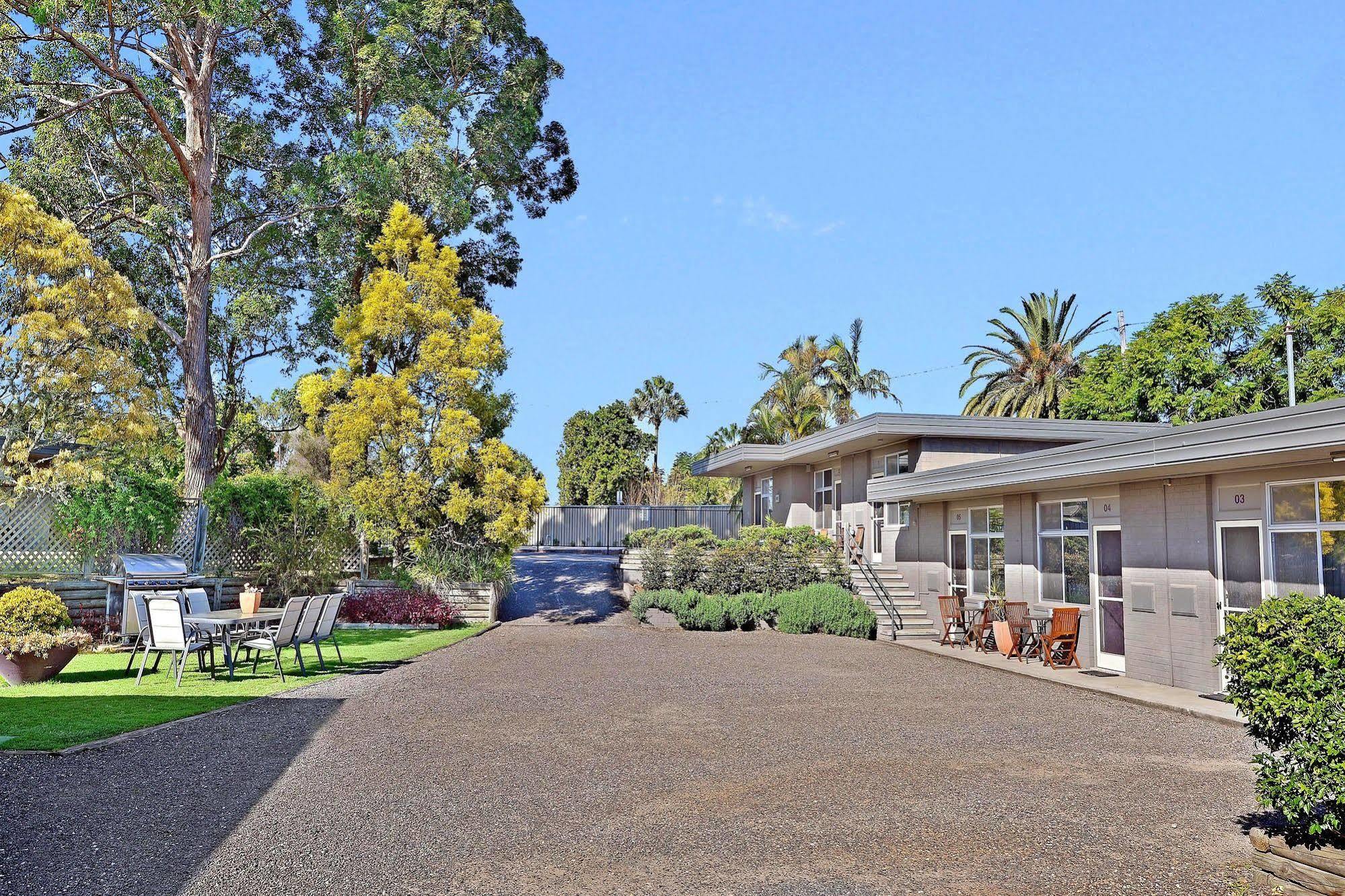 Wingham Motel Buitenkant foto